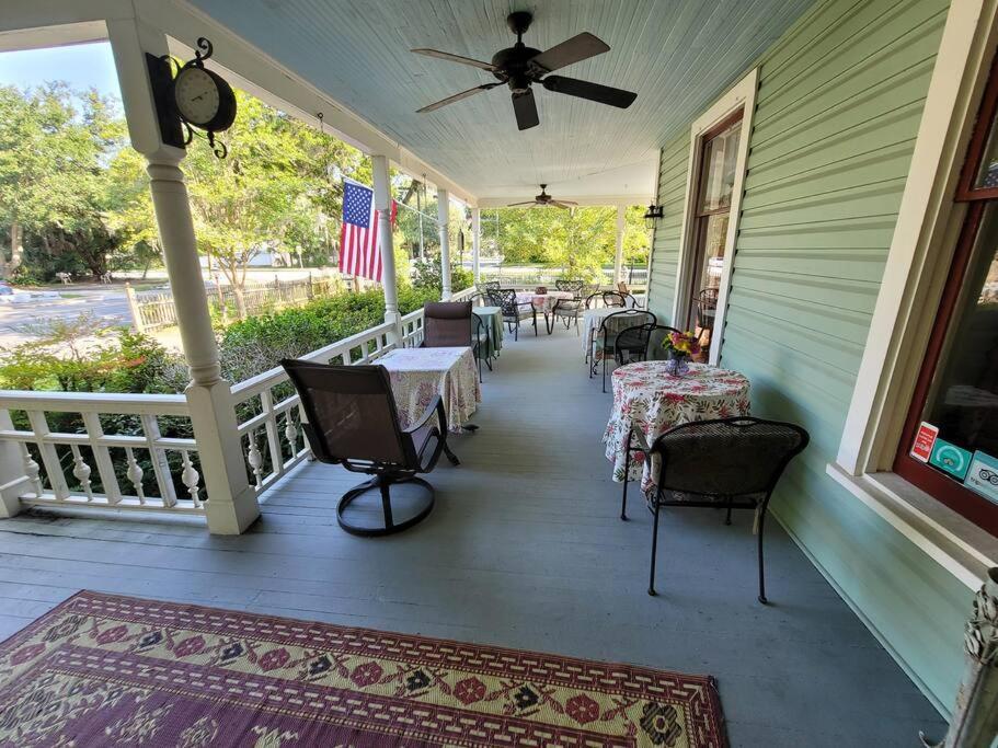 Southern Charm In The Camellia Rose Inn Gainesville Ngoại thất bức ảnh